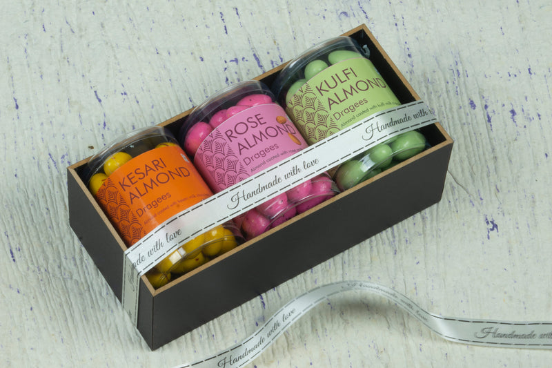 Togetherness and Happiness - Chocolate Coated Almond Dragees Gift Box