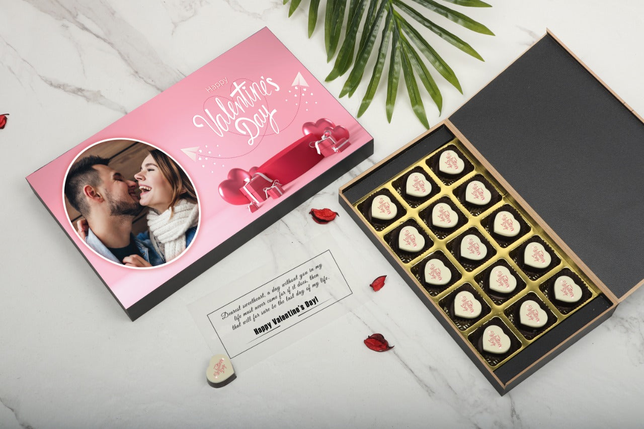 Buy Elegant Anniversary Gift Box For Girlfriend | Angroos